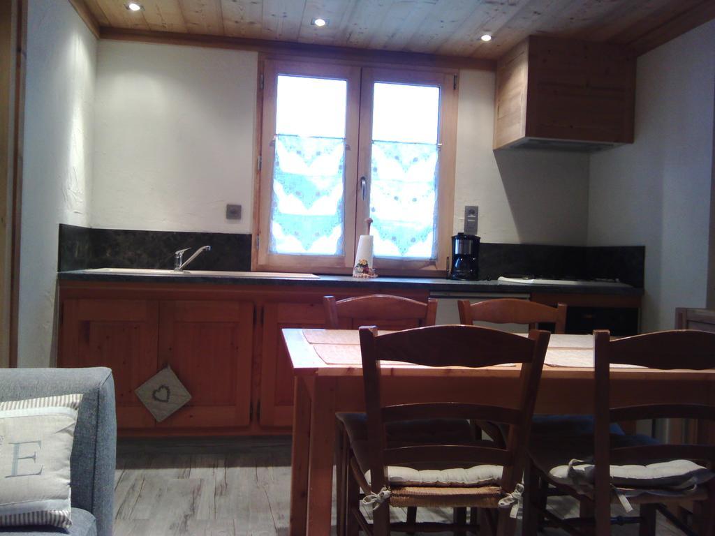 Le Foueustarle Apartment La Giettaz Bilik gambar